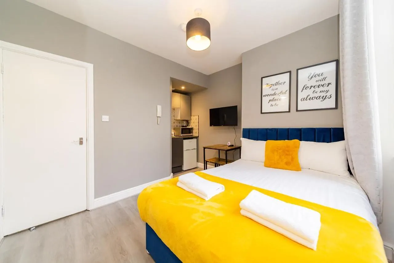 Modern Studio Next To Brighton Beach I Smart Tv I King Size Bedアパートメント 0*,  イギリス